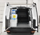 01_Caddy VW con arredo Syncro per installazione sistemi di sicurezza