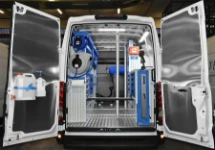 01_Daily Iveco trasformato in officina mobile per assistenza autospurghi 
