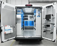 01_Fiat Ducato L2 H2 allestito per macchine movimento terra e con rivestimento in alluminio mandorlato