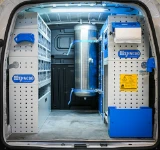 01_Opel Combo L1 H1 per assistenza macchinari con entrambe le pareti allestite da Syncro (1)