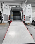 01_Renault Master L2 H1 per giardinaggio con rampa di carico 