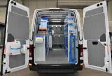 01_Veicolo commerciale Crafter VW allestito da Syncro per assistenza camion