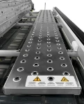02_Passerella in acciaio inox per camminare in sicurezza sul furgone