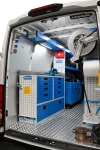 02_Zona di lavoro e macchina combinata generatore compressore su parete sinistra Daily 
