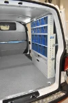 033_Contenitori in plastica trasparente brevettati su Transporter Volkswagen