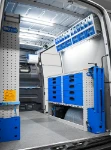 03_Banco di lavoro su Sprinter con luce a LED e cassetti metallici e in plastica trasparente