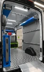 03_Parete destra di Transit con barre Syncroblock e ripiano apicale 