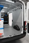 03_Parete destra Transit sgombra con Syncroblock e ganci spostabili e regolabili