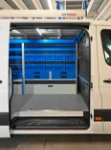 03_Sprinter con paratia di fondo accessoriata con barre Syncroblock e cinghie 