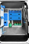 04_Taniche su ripiano stagno per furgoni a bordo di Transporter allestito da Syncro