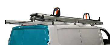 05_Portatutto e portascala sul tetto di Transporter attrezzato da Syncro 