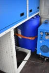 33_Angolo dedicato alla produzione di energia nel furgone