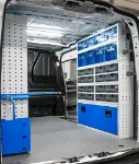 33_Parete destra di Custom per idraulico con cassettini trasparenti (2)