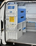 Modulo Syncro Ultra nel NV250 con cassetta di pronto soccorso e supporto per attrezzo