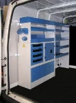Modulo Syncro Ultra nel NV250 con cassetta di pronto soccorso e supporto per attrezzo