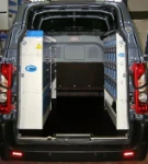 Rivestimento interno con pianale e pannellatura per NV250