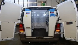 ALLESTIMENTO FURGONE OFFICINA MERCEDES VITO 1995 01a