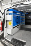 Lato sinistro allestimento Jumpy con cassetti e scaffali