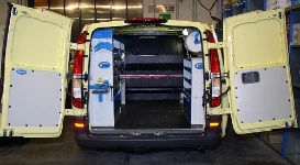 ALLESTIMENTO FURGONE OFFICINA MOBILE SU MERCEDES VITO 2004  L2 H1 04a