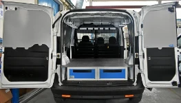 ALLESTIMENTO FURGONE OFFICINA OPEL COMBO 2012 L1 H1 10a