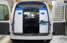 ALLESTIMENTO FURGONE OFFICINA VOLKSWAGEN CADDY 1996 01a
