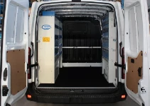 Allestimento interno furgone per portoni e cancelli