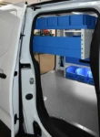 Allestimento Proace City dalla porta laterale