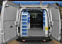 Allestimento Syncro System su due lati NV200 