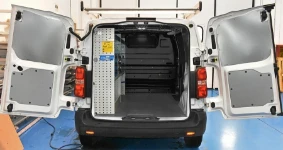 ARREDAMENTO FURGONE FIAT SCUDO 2022 L2 H1 08a