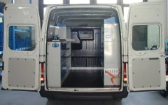 ARREDAMENTO FURGONE OFFICINA SU FORD TRANSIT 2000 L1 H2 07a