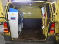 ARREDAMENTO FURGONE OFFICINA SU MERCEDES VITO 1995 06a