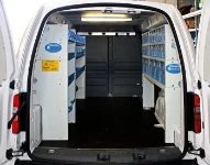 ARREDAMENTO FURGONE OFFICINA SU VOLKSWAGEN CADDY 2003 L2 05a