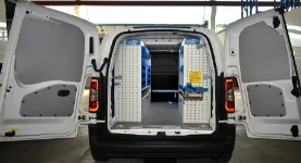 ARREDAMENTO FURGONE PEUGEOT PARTNER 2018 L1 05a