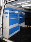 Modulo Syncro Ultra nel NV250 con cassetta di pronto soccorso e supporto per attrezzo