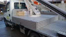 Cassettiera sottopianale per furgone su mezzo non cassonato 