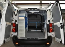CASSETTIERE PER FURGONI SU TOYOTA PROACE 2016 L2 H1 04a