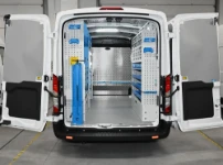 FOTO ARREDAMENTI VEICOLI COMMERCIALI SU FORD TRANSIT 2014 L2 H2 10a