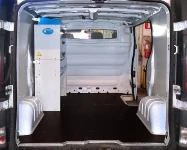 FOTO SCAFFALATURE PER FURGONI SU RENAULT TRAFIC 1999 L1 H1 10a