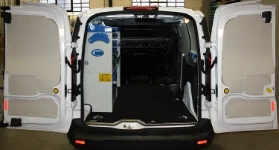 Furgone allestito da Syncro per cablaggi strutturati
