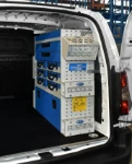 Rivestimento lato sinistro del Dacia Dokker con copriruota in alluminio mandorlato