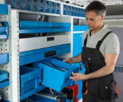 I contenitori PROFIBOX nel furgone