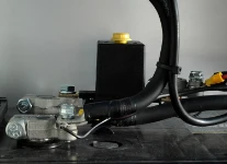 Il salvabatteria montato direttamente sulla batteria del furgone