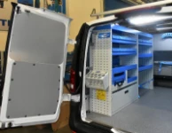 IMMAGINE ALLESTIMENTO PER FURGONE MERCEDES VITO 2015 L2 H1 04b