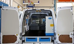Mercedes Sprinter con pianale e rivestimenti interni Syncro System
