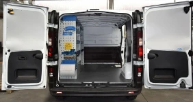 Mercedes Sprinter con pianale e rivestimenti interni Syncro System