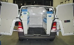 OFFICINA MOBILE MERCEDES VITO 1995 09a