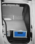 Pannelli, pianale in multistrato marino resinato e cassetto laterale nel Renault Kangoo