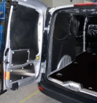 Modulo Syncro Ultra nel NV250 con cassetta di pronto soccorso e supporto per attrezzo