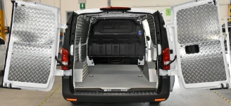 pavimento furgoni MERCEDES VITO 2015 L2 H1 02a
