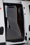 NV250 con rivestimento interno in legno e lamiera